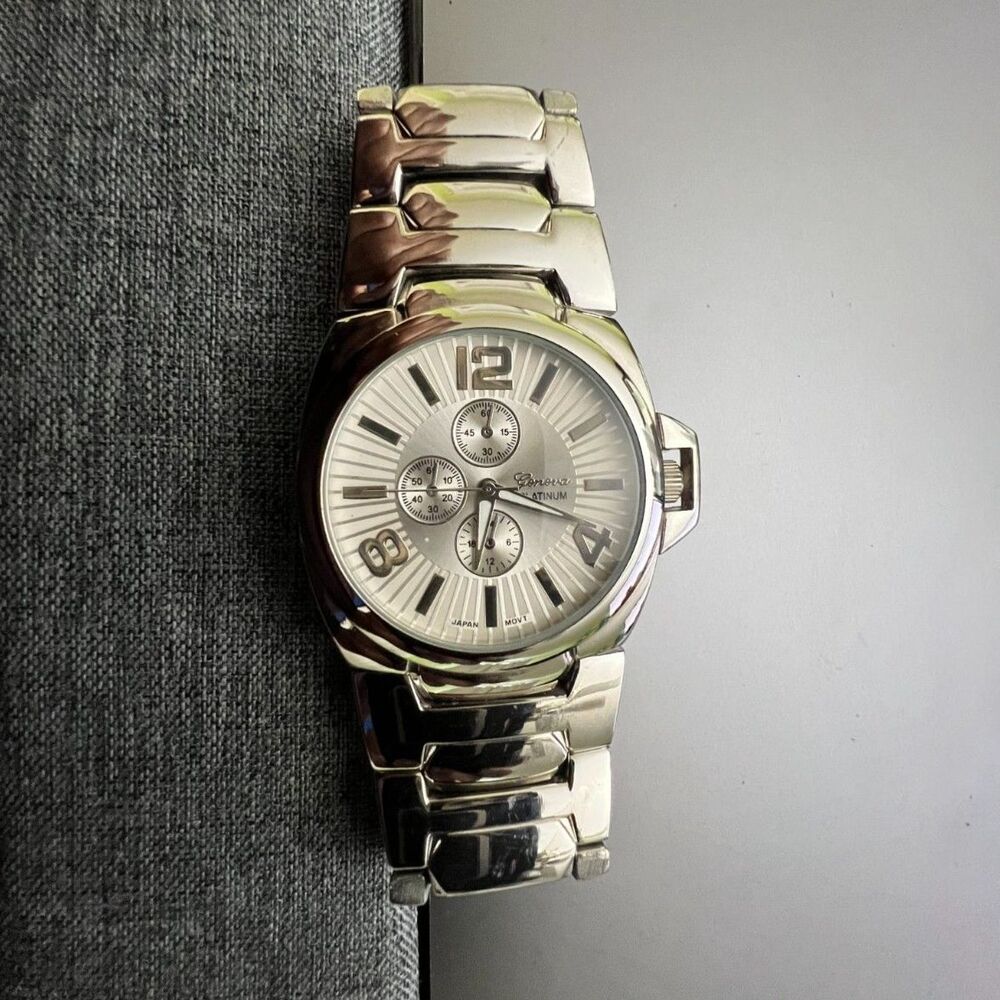 Geneva Platinum Japan Quartz Analog Watch Silver  – New Battery